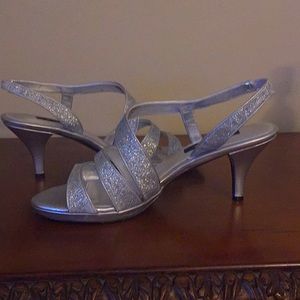 Nina Silver Glitter shoes